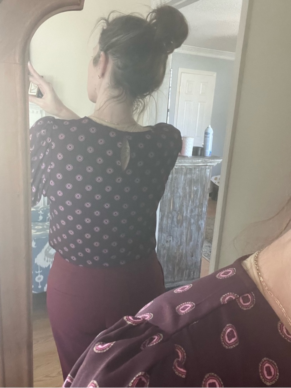 Ann Taylor Mixed Media Popover Plum Printed Short Sleeve Blouse - Picture 9 of 10